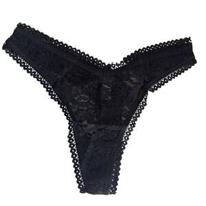 Aerie Thong Underwear Black Lace Size L NWT Women’s Intimates Panty